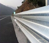 Fixed Highway Barrier